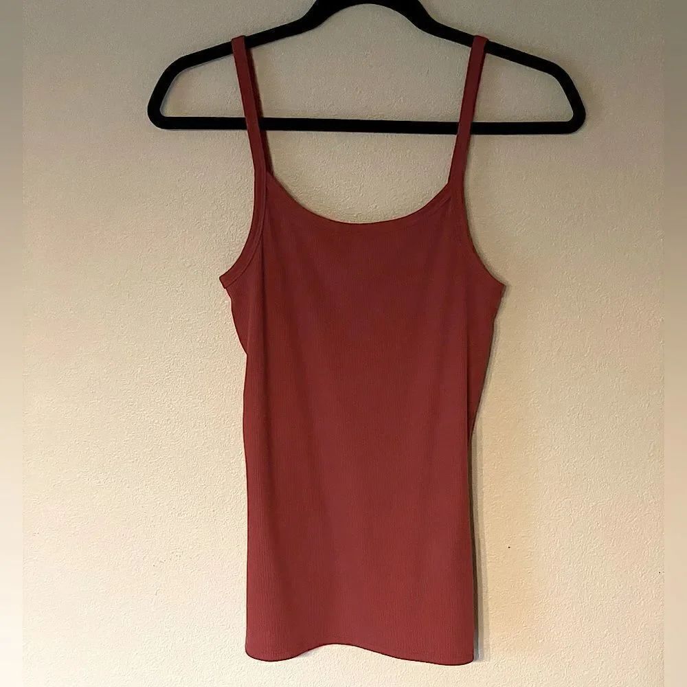 New! No Boundaries, Ribbed, Burnt-Orange, Tank. Size Medium.